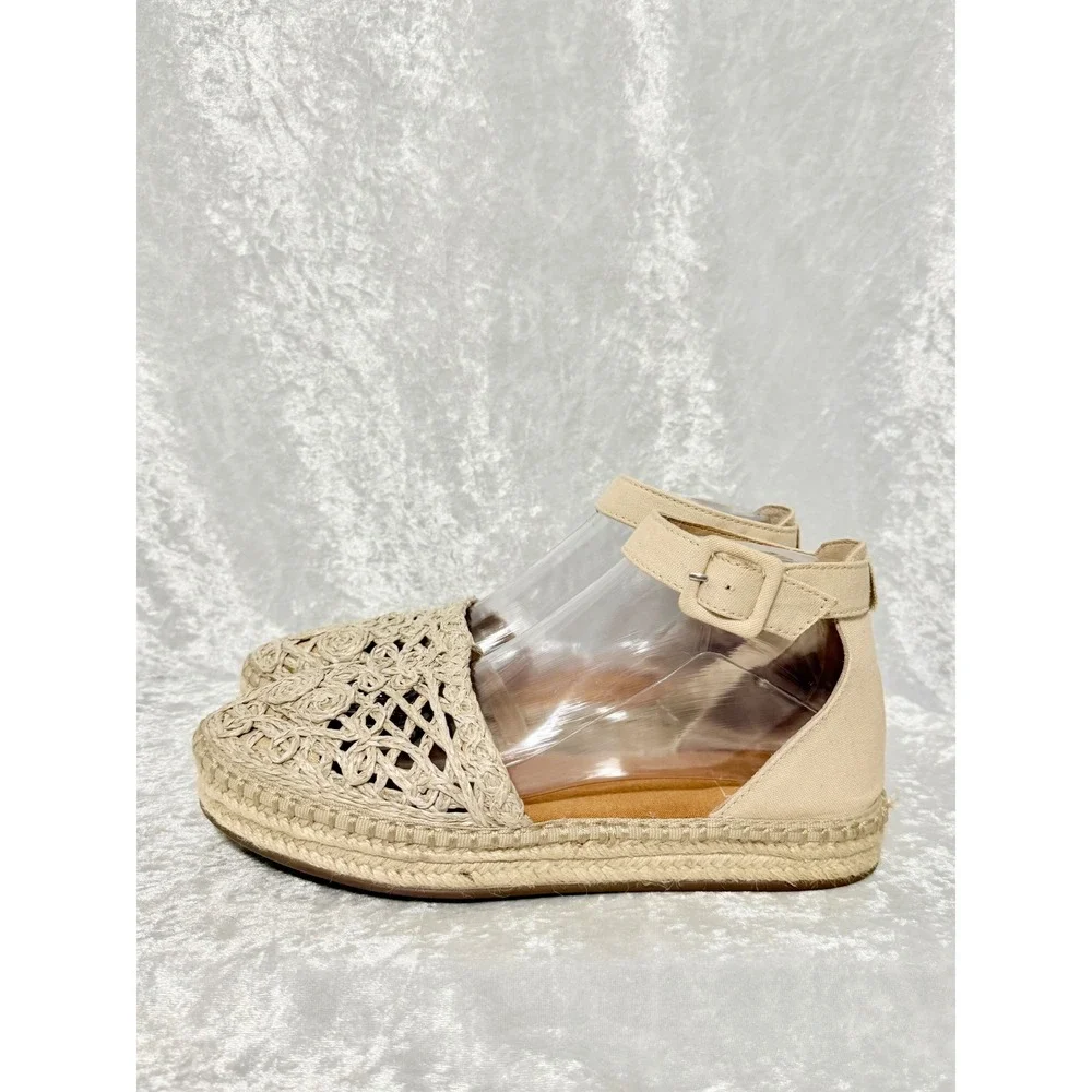 Kaari Blue Lisa Womens 7.5M Cream Crochet Espadrille Ankle Strap Flat Sandals